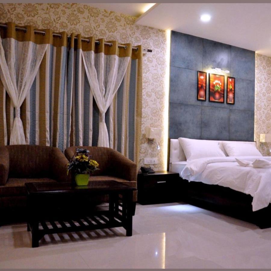 Hotel Bellevue , Gwalior Eksteriør bilde